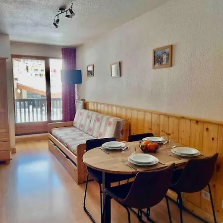 Lovely Flat For 4 - One Bedroom 아파트 발토랑스